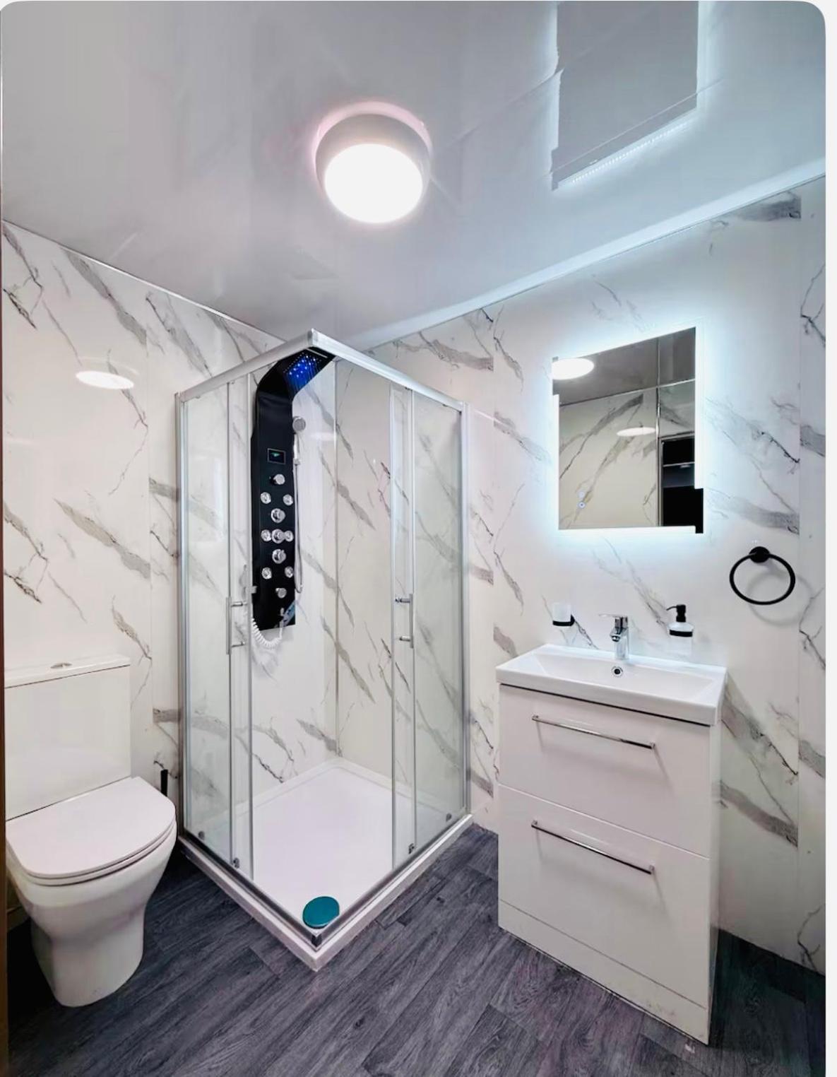 Birmingham City Centre- 9 Bed House With Free Parking Ngoại thất bức ảnh